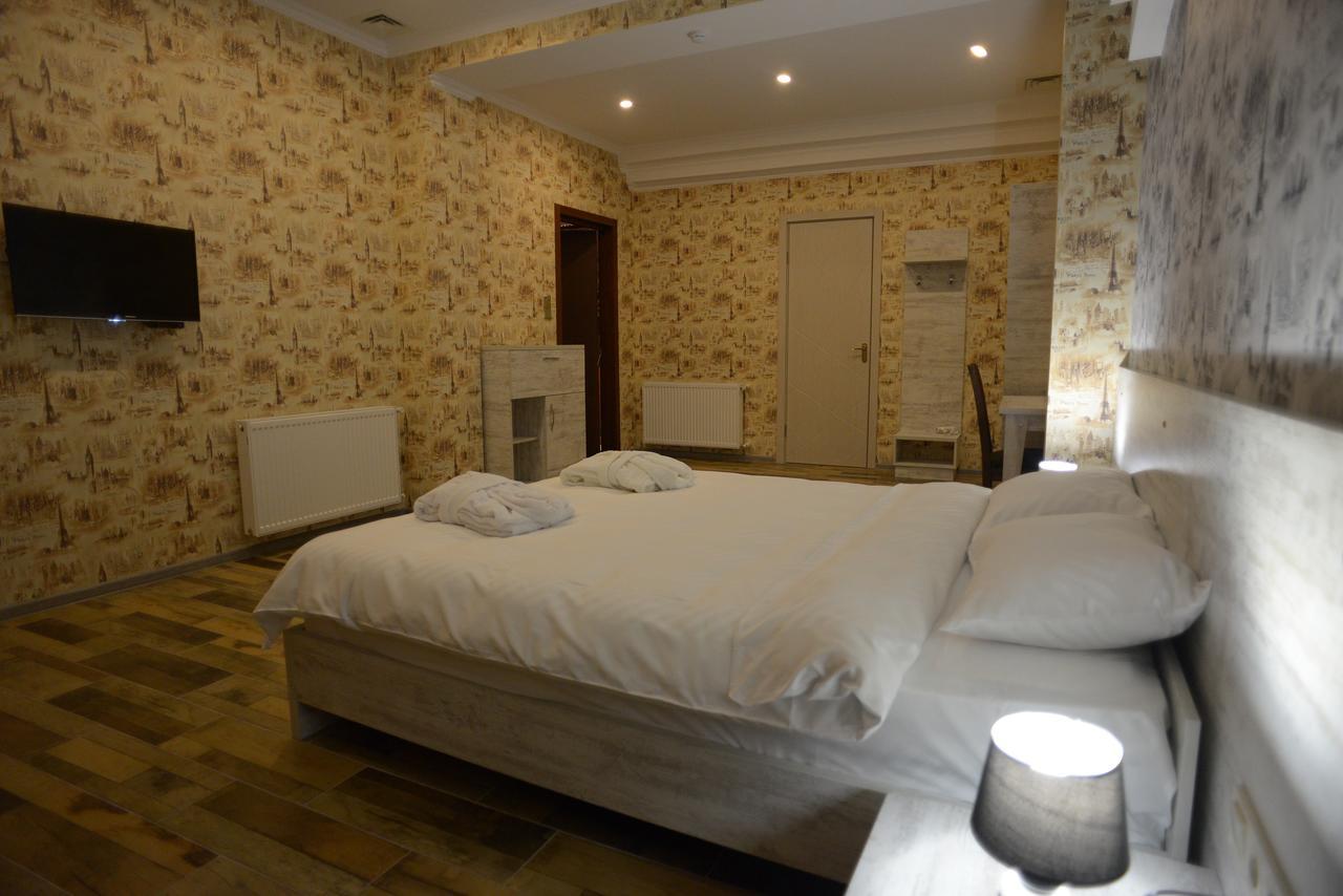 Apartment White Bridge Kutaisi Esterno foto
